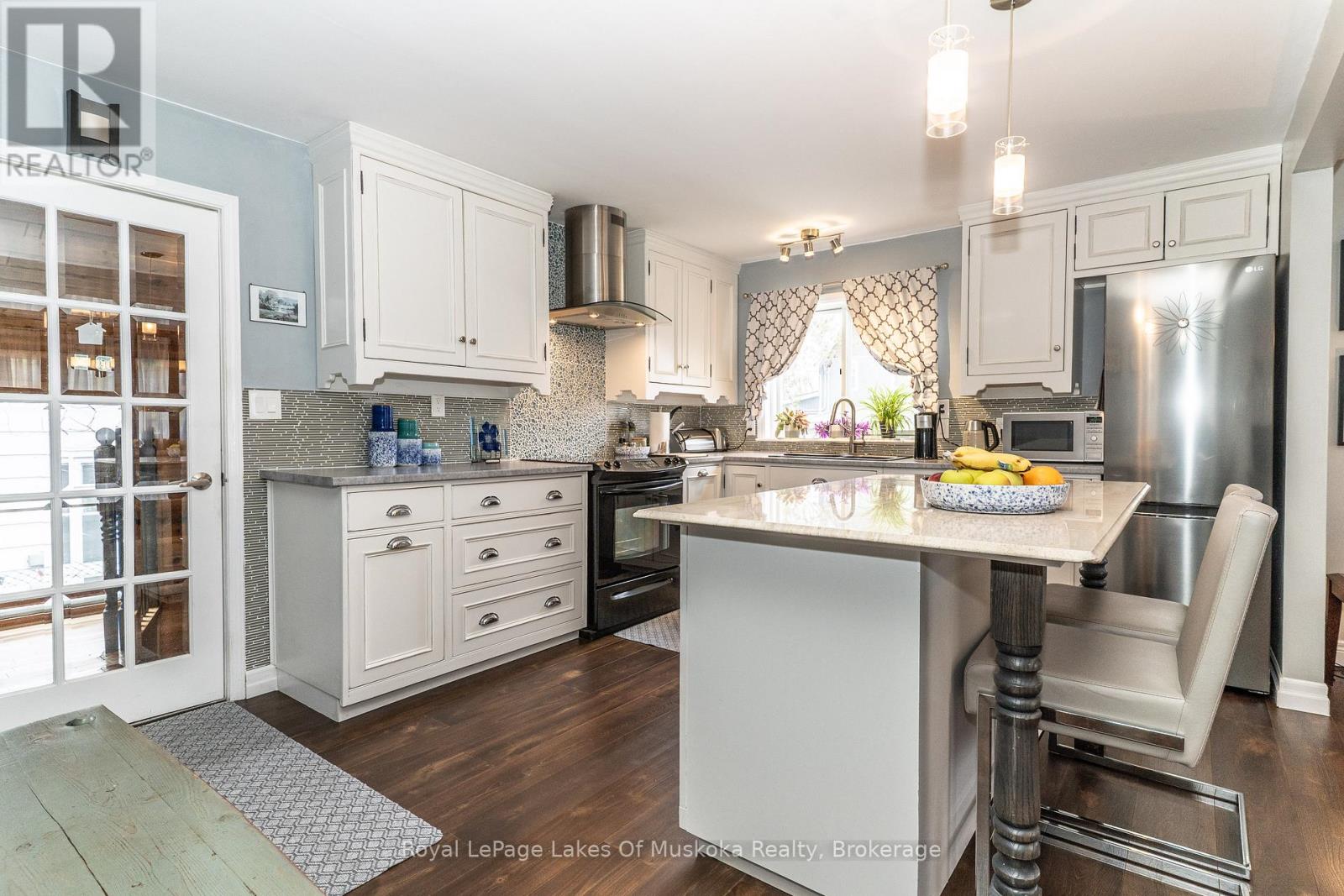 295 Bishop Street, Gravenhurst, Ontario  P1P 1J6 - Photo 6 - X13068426
