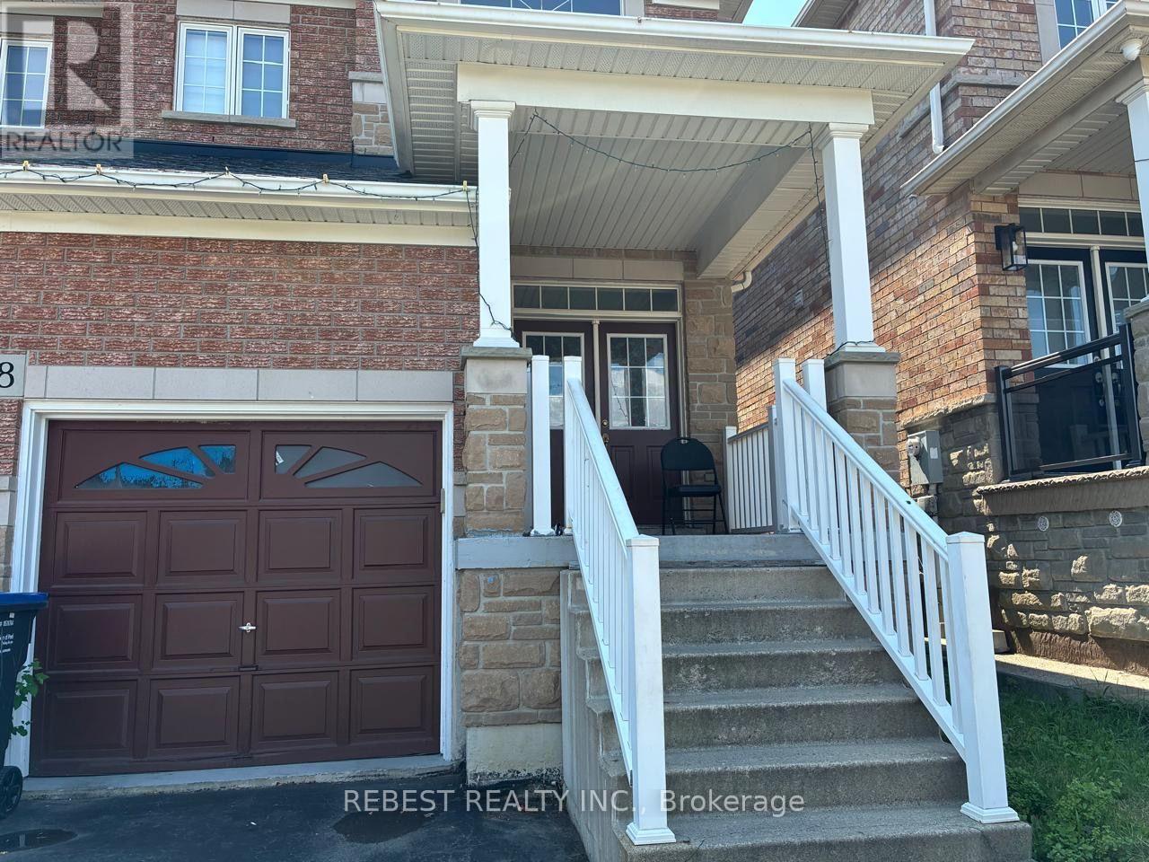 18 Village Lake Crescent, Brampton, Ontario  L6S 6K2 - Photo 2 - W13636974