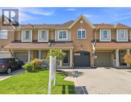 16 PLANTATION COURT, Whitby, Ontario