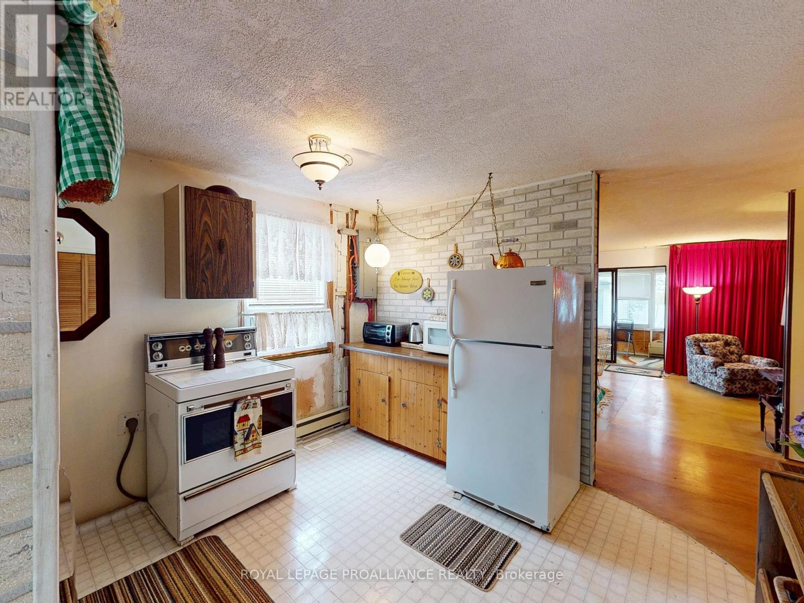133 Juniper Lane, Prince Edward County, Ontario  K0K 1A0 - Photo 6 - X13677896