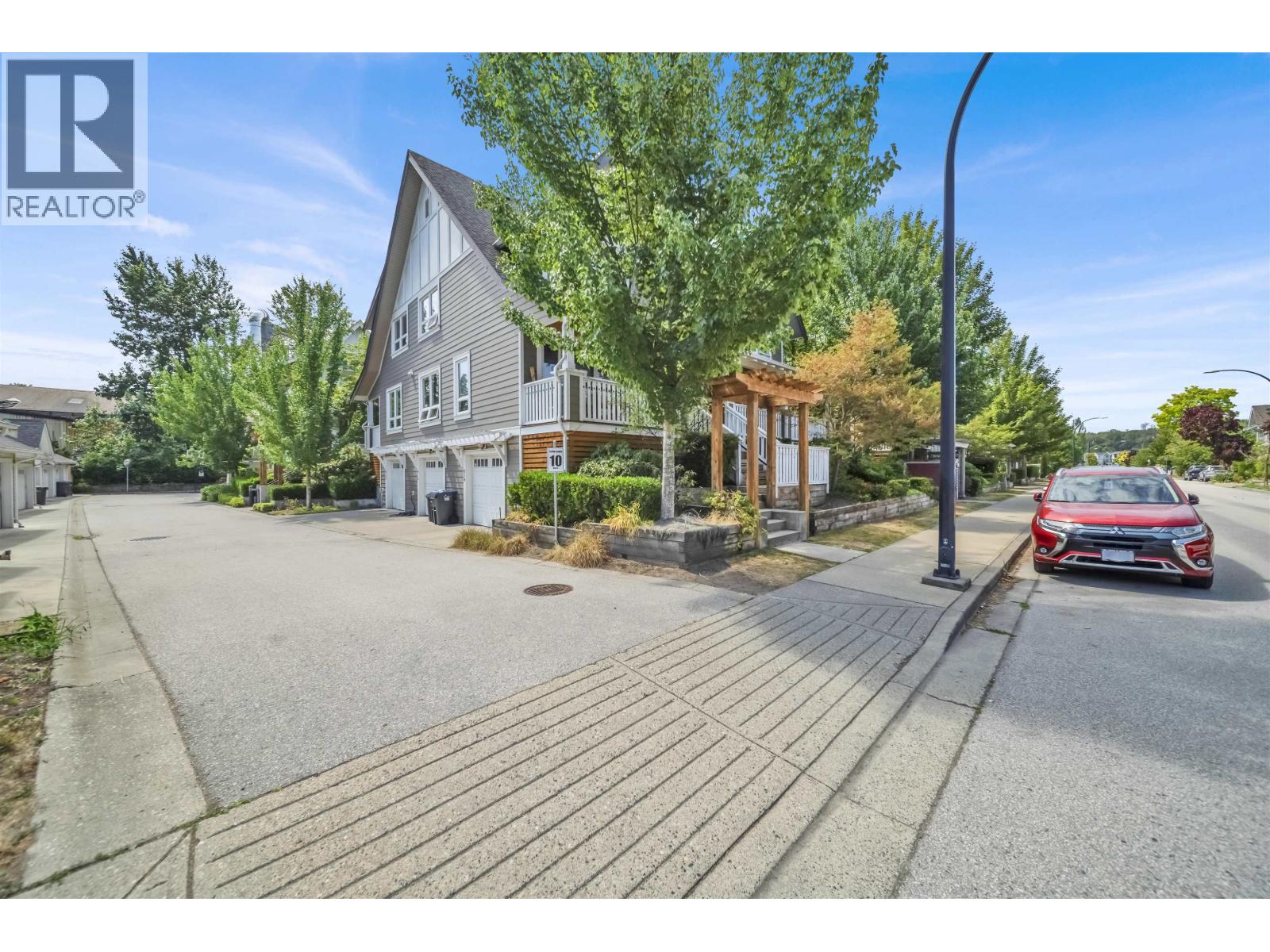 4 218 Camata Street, New Westminster, British Columbia  V3M 0H8 - Photo 2 - R3149695