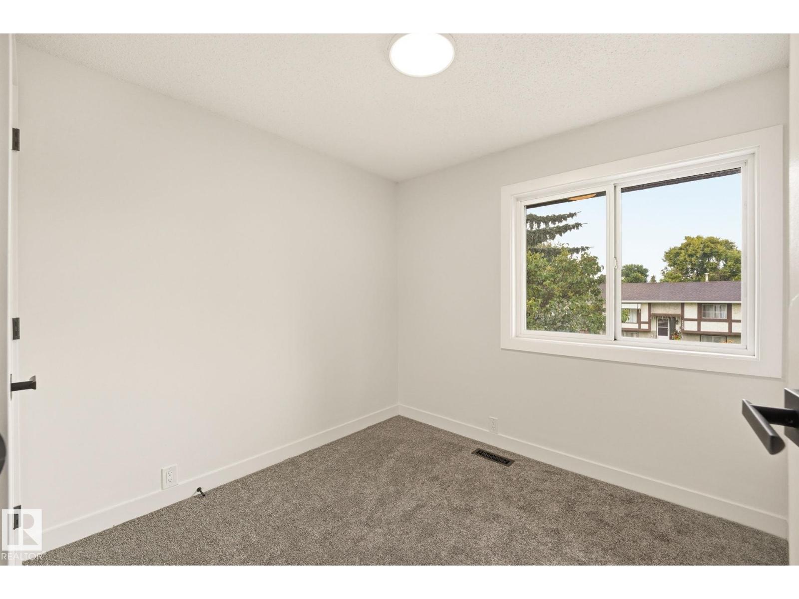 125 Woodborough Wy NW, Edmonton, Alberta T5Y 1N2 - Photo 18 - E4503924