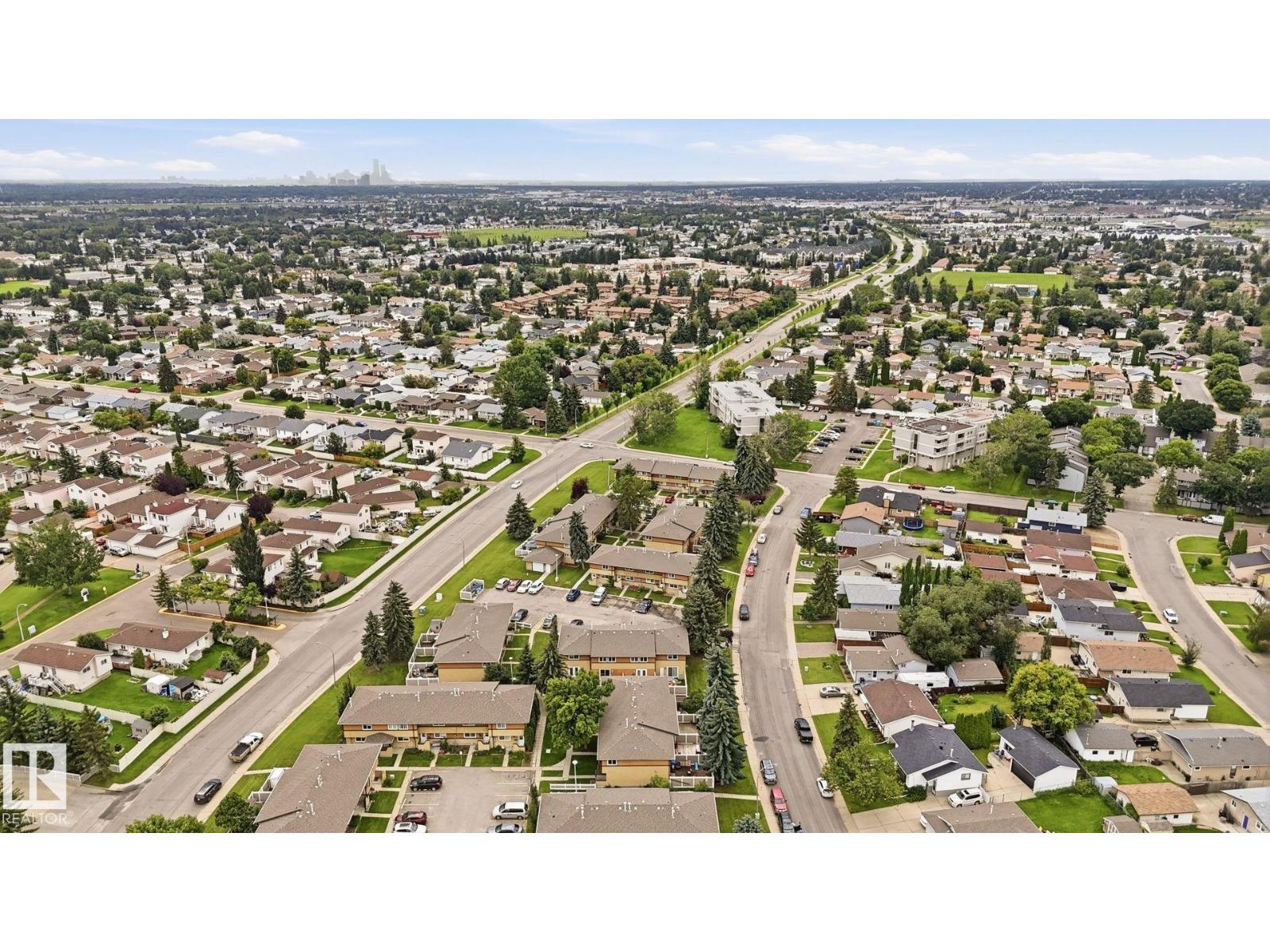 125 Woodborough Wy NW, Edmonton, Alberta T5Y 1N2 - Photo 35 - E4503924