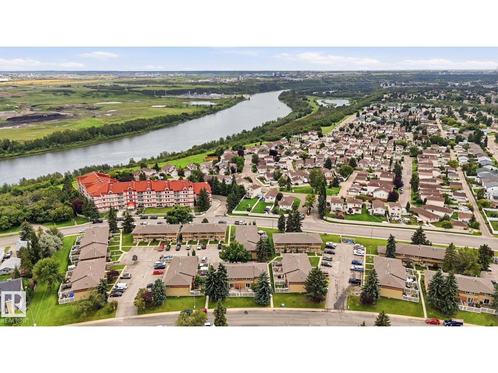 125 Woodborough Wy NW, Edmonton, Alberta T5Y 1N2 - Photo 37 - E4503924