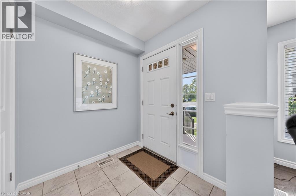 635 Saginaw Parkway Unit# 35, Cambridge, Ontario  N1T 0C1 - Photo 4 - 40855990