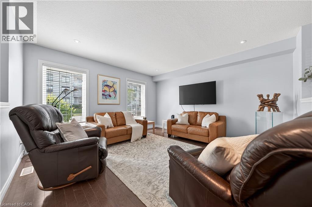 635 Saginaw Parkway Unit# 35, Cambridge, Ontario  N1T 0C1 - Photo 6 - 40855990