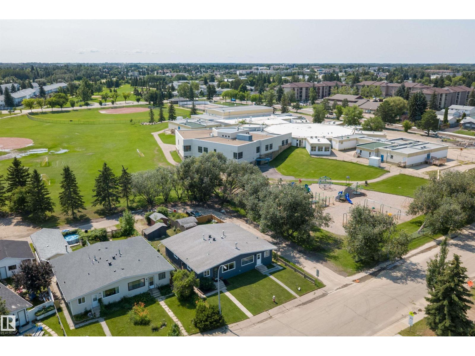 4204 42 Av, Stony Plain, Alberta  T7Z 1J8 - Photo 56 - E4502504