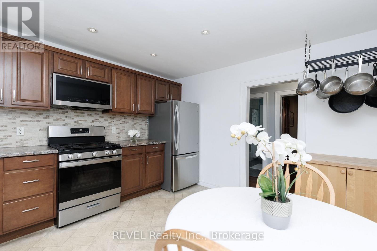 66 Semley Avenue, Welland, Ontario  L3C 1X4 - Photo 18 - X13677898