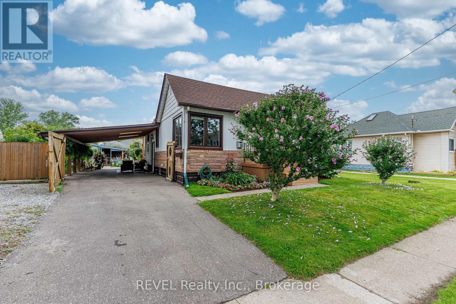 66 Semley Avenue, Welland, Ontario  L3C 1X4 - Photo 4 - X13677898