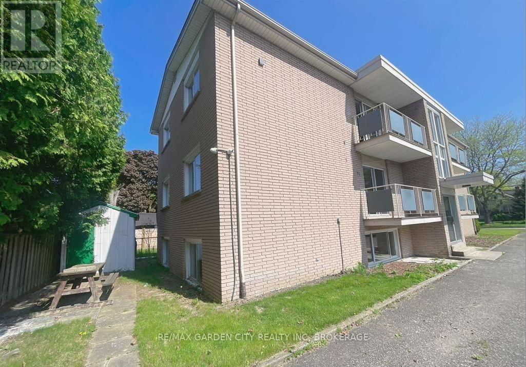 1 - 15 John Street, St. Catharines, Ontario  L2N 4P2 - Photo 2 - X13677908
