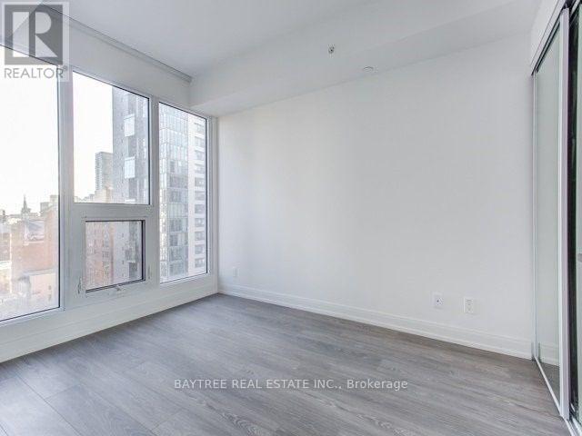 1609 - 181 DUNDAS STREET E