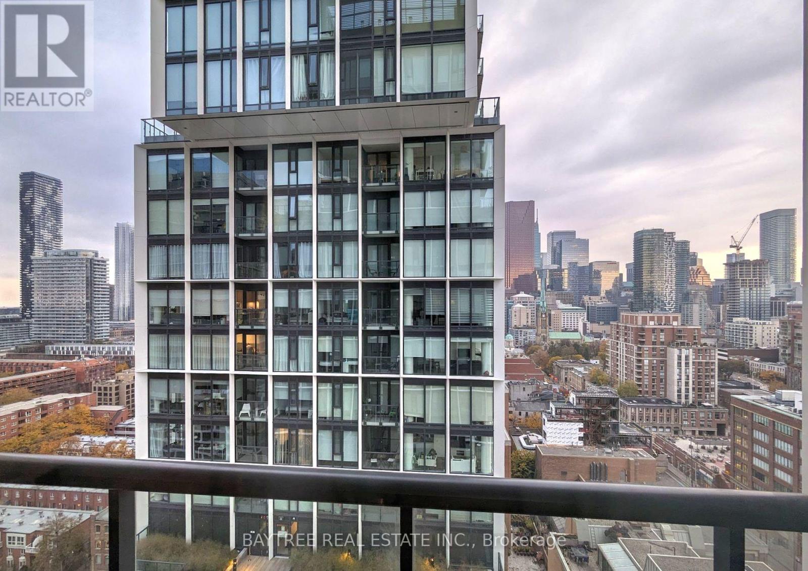 1917 - 158 Front Street E, Toronto, Ontario  M5A 0K9 - Photo 11 - C13677926