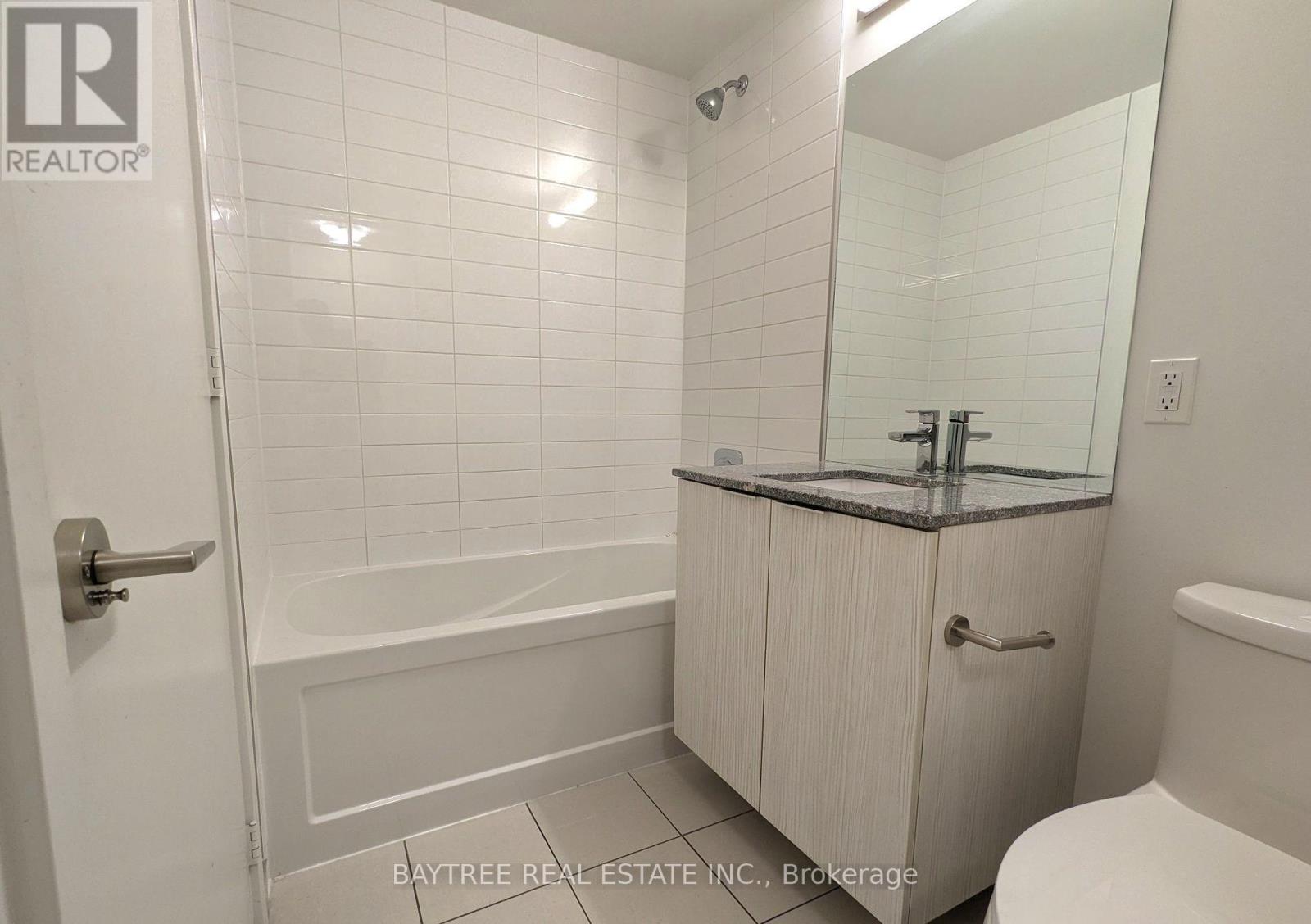 1917 - 158 Front Street E, Toronto, Ontario  M5A 0K9 - Photo 8 - C13677926