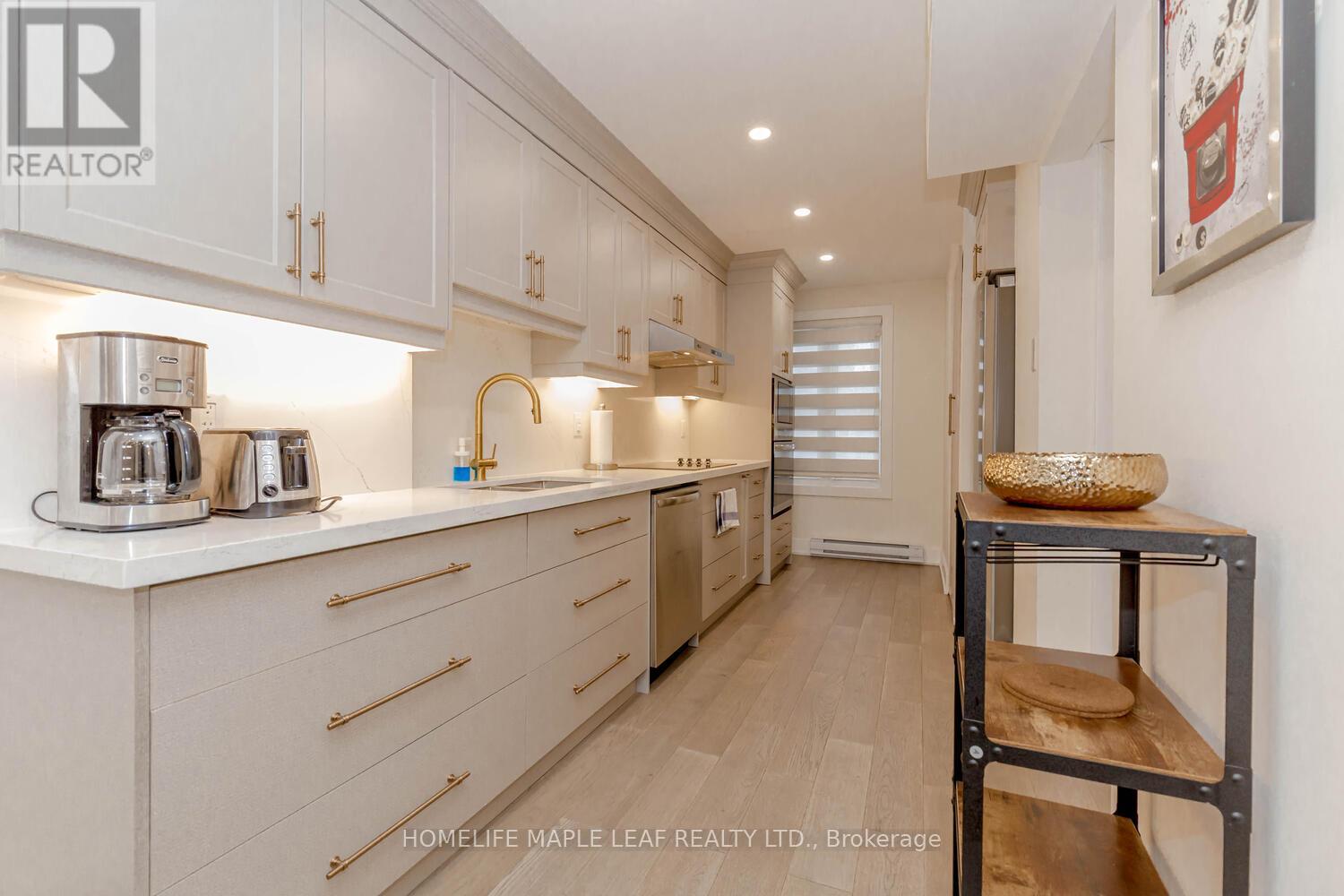 56 St Nicholas Street, Toronto, Ontario  M4Y 1W7 - Photo 7 - C13677950