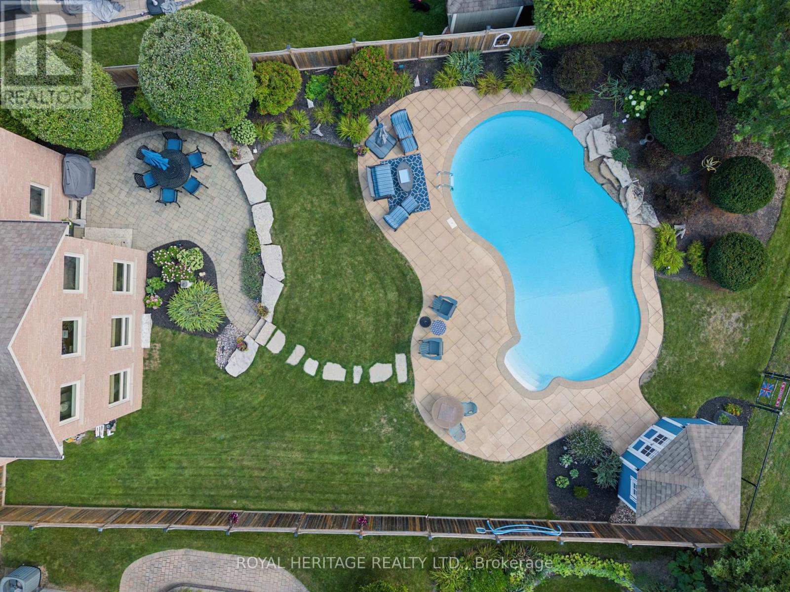 63 Kennett Drive, Whitby, Ontario  L1P 1L5 - Photo 34 - E13677874