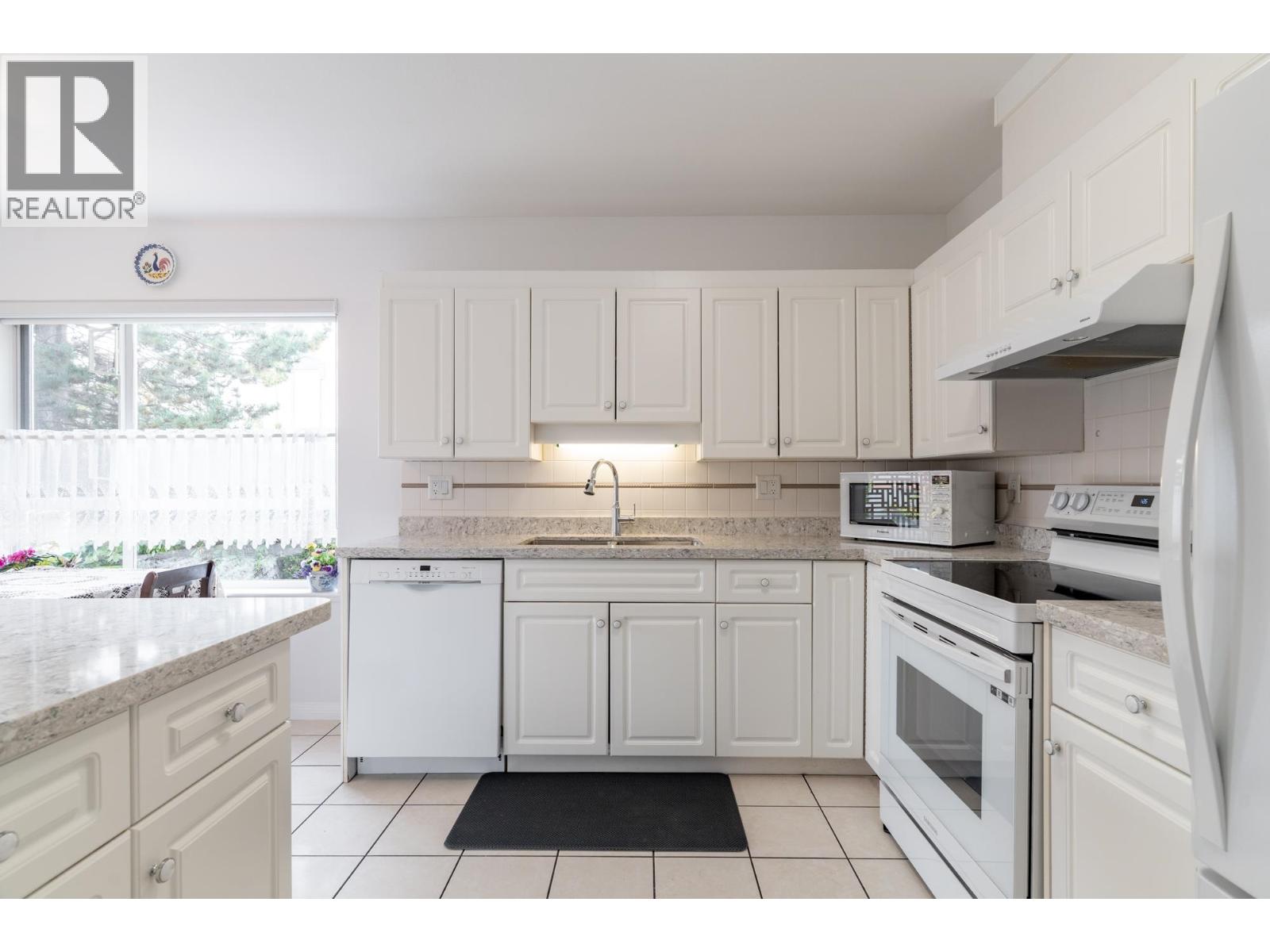 202 1131 55 Street, Delta, British Columbia V4M 3J9 - Photo 13 - R3155946