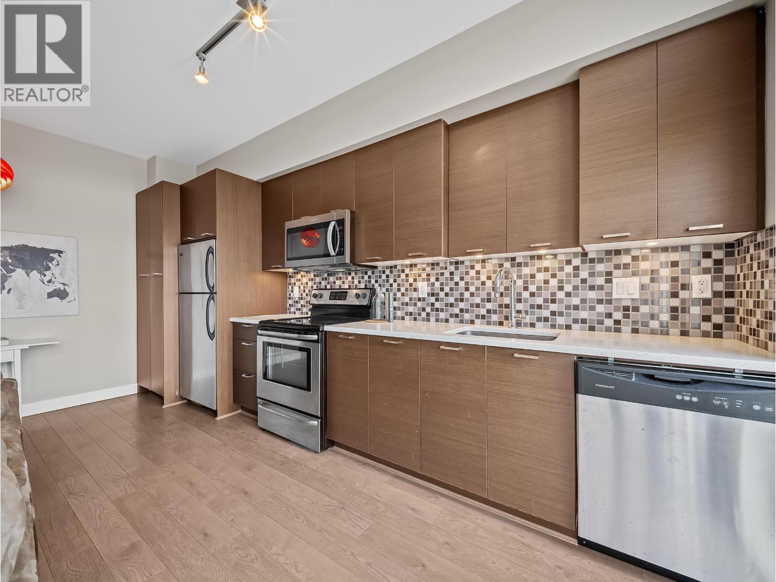 301 4372 Fraser Street, Vancouver, British Columbia  V5V 4G3 - Photo 9 - R3155954