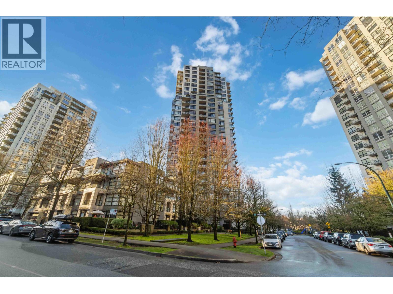 805 5380 OBEN STREET, Vancouver, British Columbia