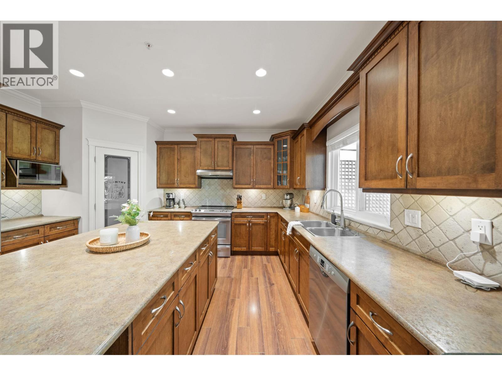 13175 239b Street, Maple Ridge, British Columbia  V4R 0A3 - Photo 8 - R3155953