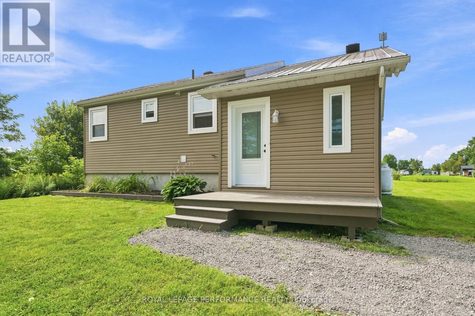 2971 Chartrand Street, Champlain, Ontario K0B 1J0 - Photo 3 - X13677970