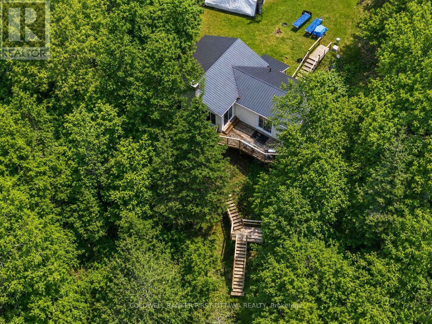 1091 Big Clear Lane, Frontenac, Ontario  K0H 0B6 - Photo 2 - X13604296