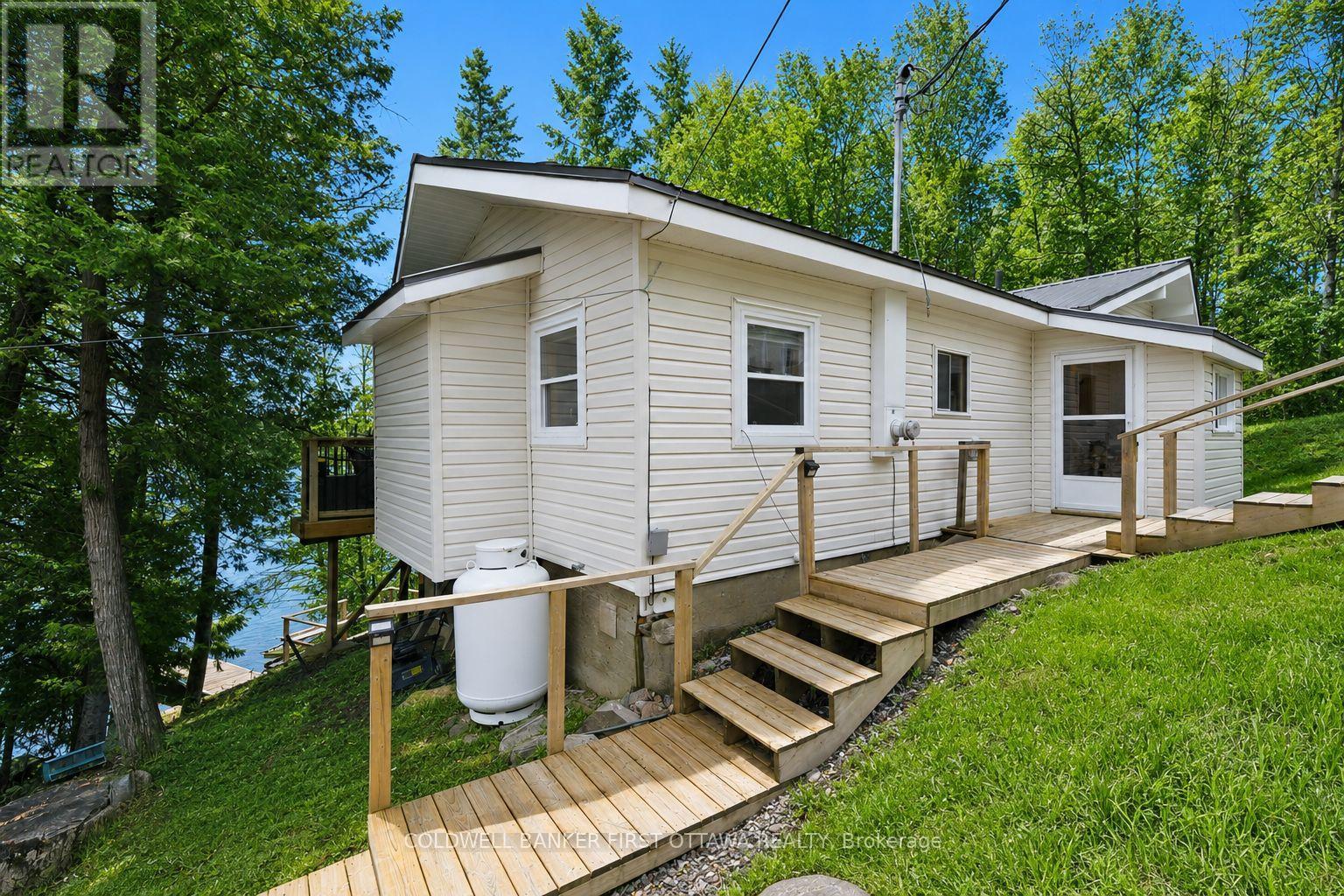 1091 Big Clear Lane, Frontenac, Ontario  K0H 0B6 - Photo 5 - X13604296