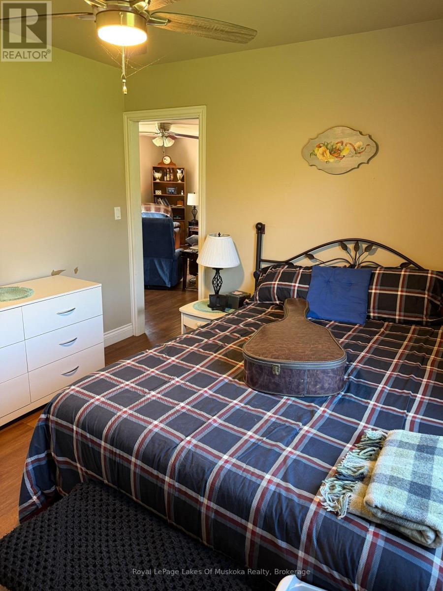 1014 Ben Lake Road East Road, Gravenhurst (Ryde), Ontario  P1P 1R3 - Photo 6 - X13677988