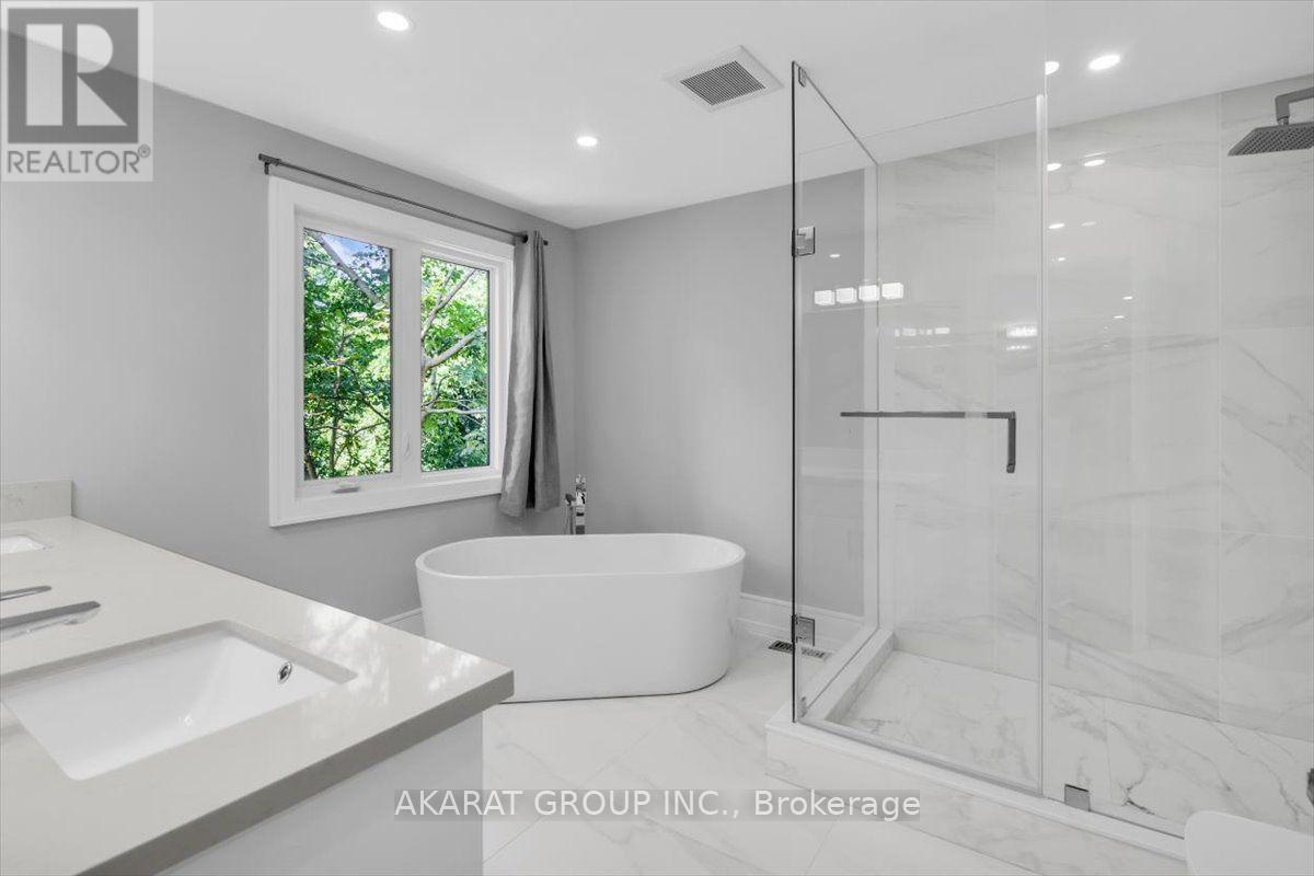 1274 King's College Drive, Oakville, Ontario  L6M 2T8 - Photo 24 - W13677894