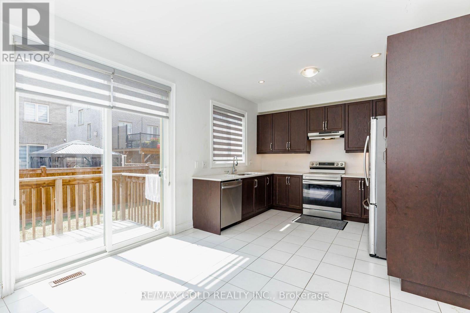 33 Tiger Crescent, Brampton, Ontario  L6R 0C8 - Photo 14 - W13677912