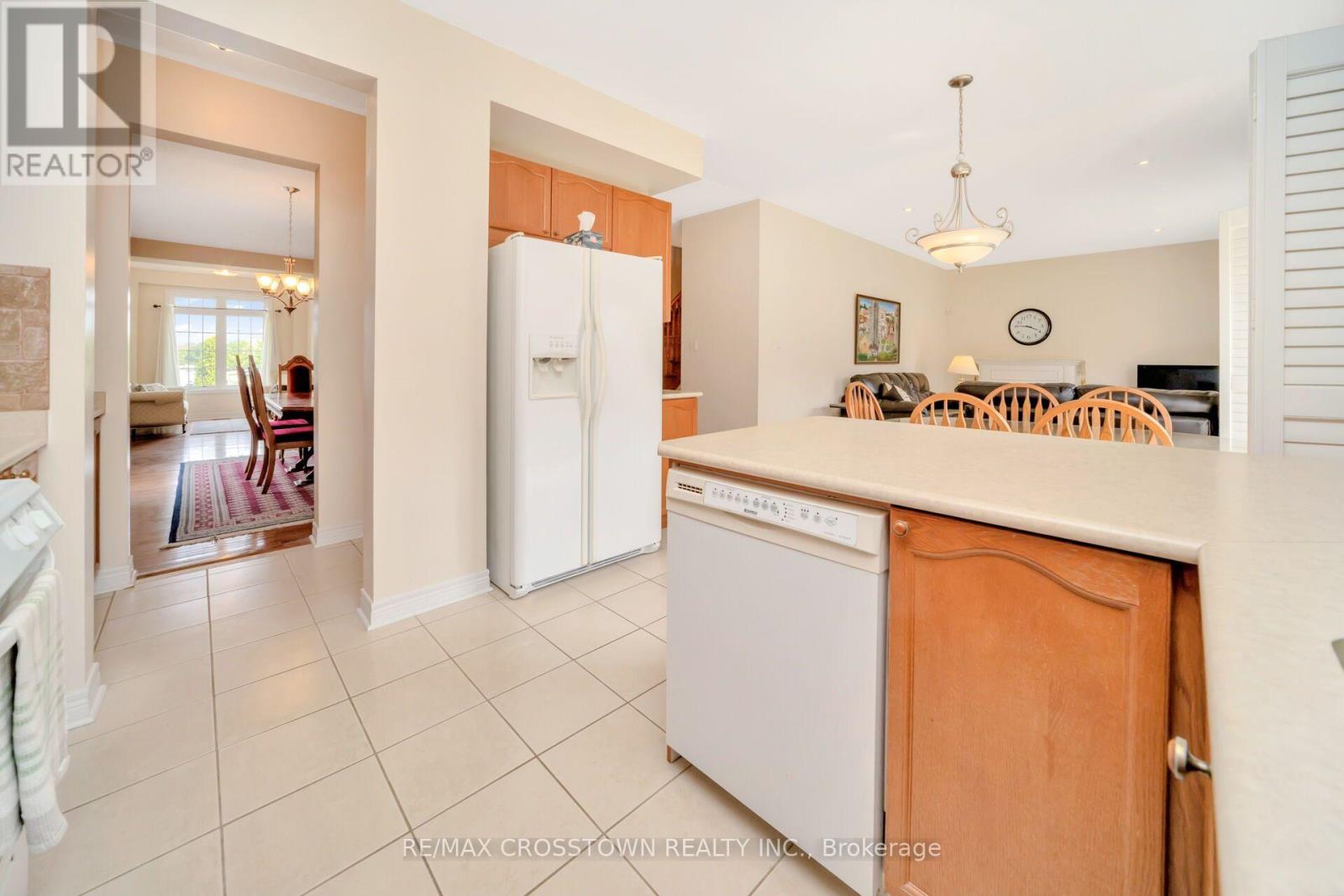 67 Sorbonne Drive, Brampton, Ontario  L6P 1Y6 - Photo 14 - W13677918