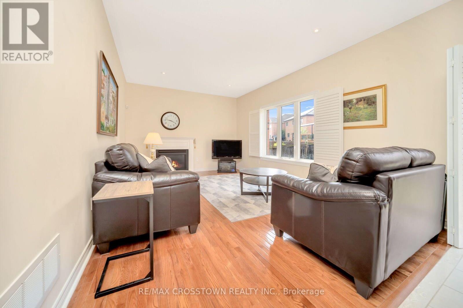 67 Sorbonne Drive, Brampton, Ontario  L6P 1Y6 - Photo 18 - W13677918