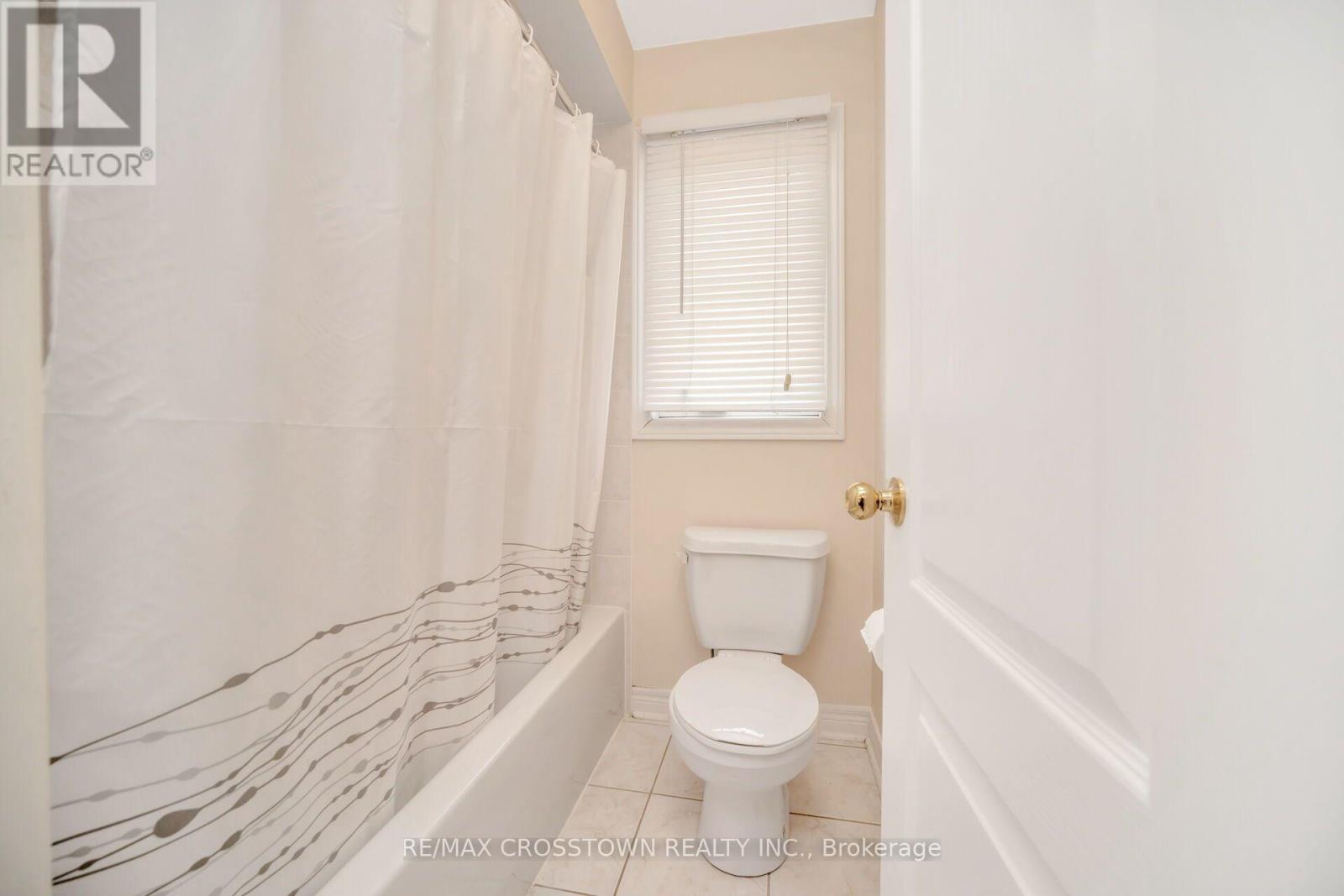 67 Sorbonne Drive, Brampton, Ontario  L6P 1Y6 - Photo 35 - W13677918
