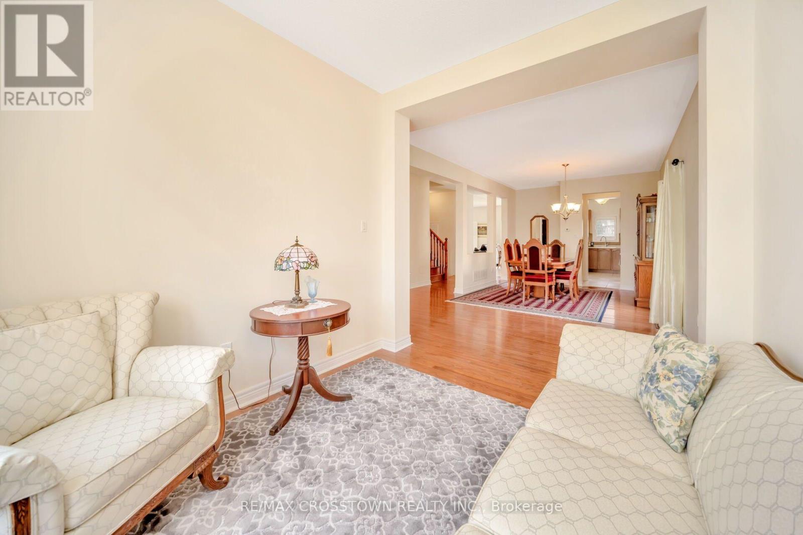 67 Sorbonne Drive, Brampton, Ontario  L6P 1Y6 - Photo 7 - W13677918