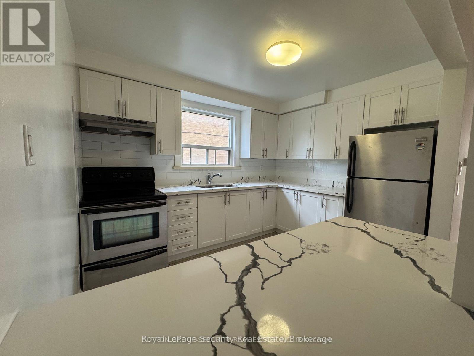 1 - 56 Leduc Drive, Toronto, Ontario  M9W 2A9 - Photo 2 - W13677948