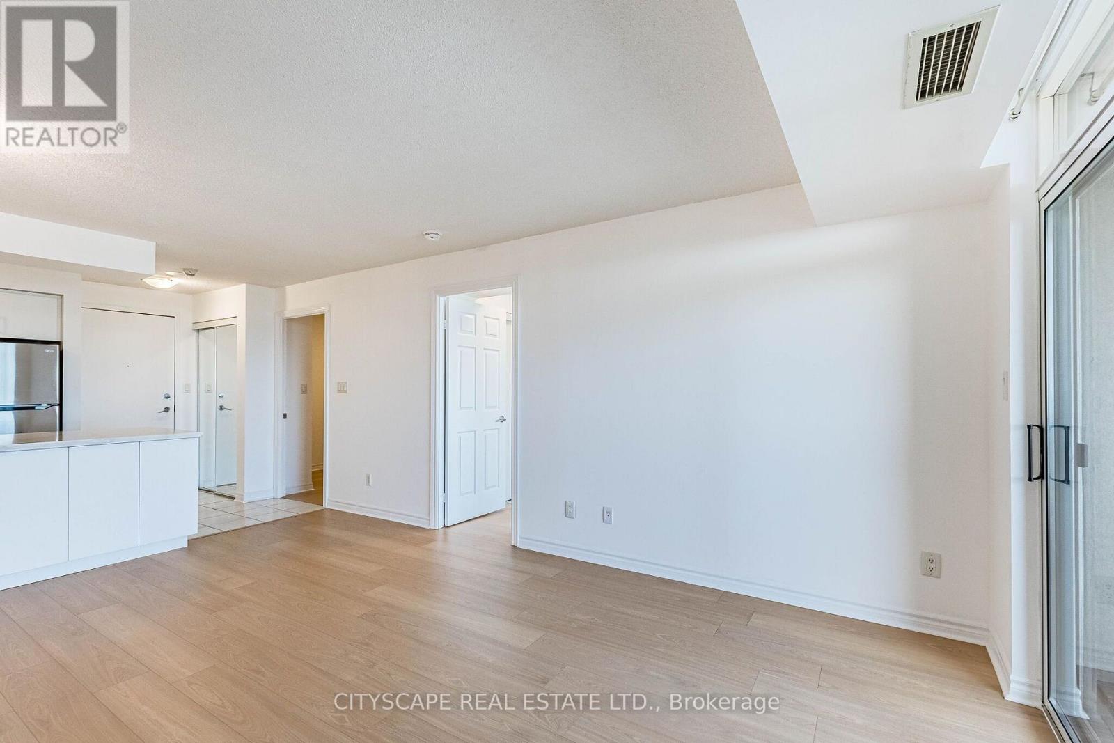 2110 - 3880 Duke Of York Boulevard, Mississauga, Ontario  L5B 4M7 - Photo 20 - W13677992