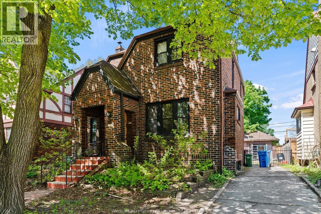 3056 Alexander AVENUE, Windsor, Ontario