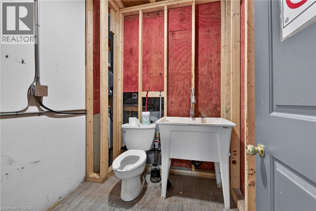 1100 South Service Road Unit# 116-216, Stoney Creek, Ontario  L8E 0C5 - Photo 47 - 40836284