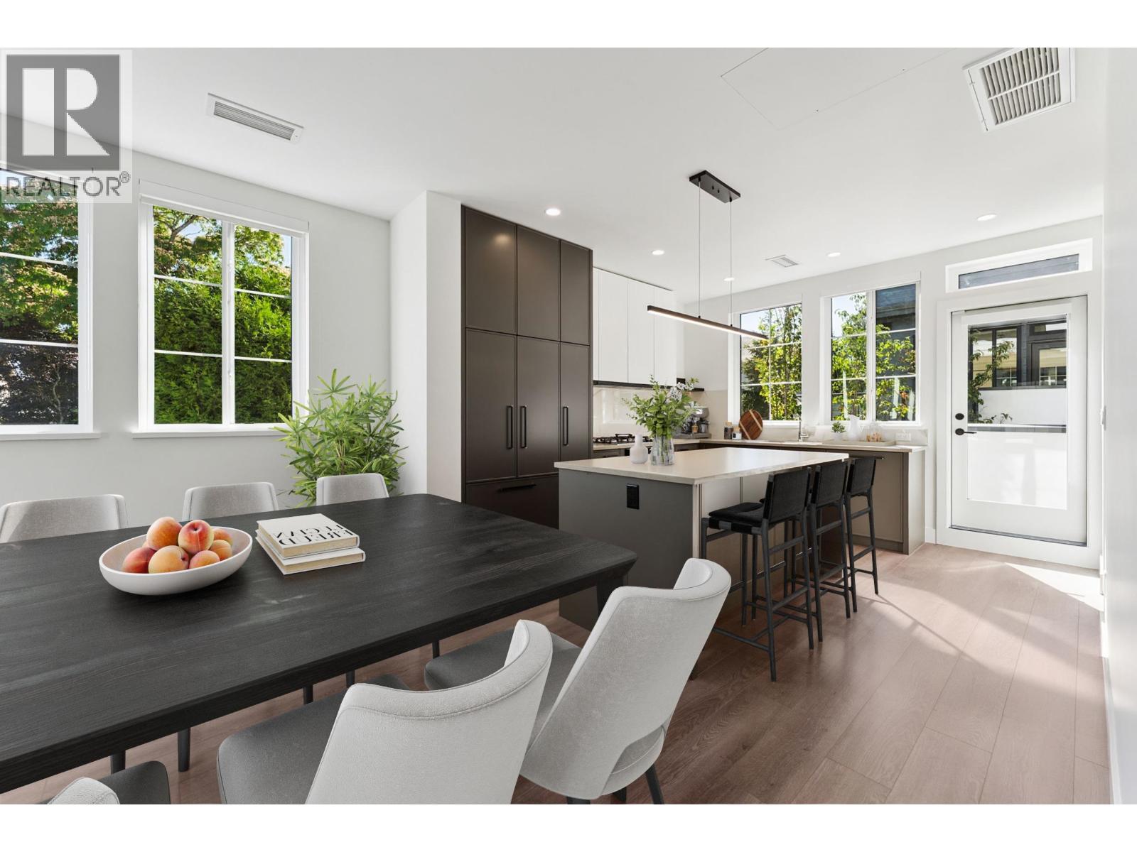 15 10188 NO. 1 ROAD, Richmond, British Columbia