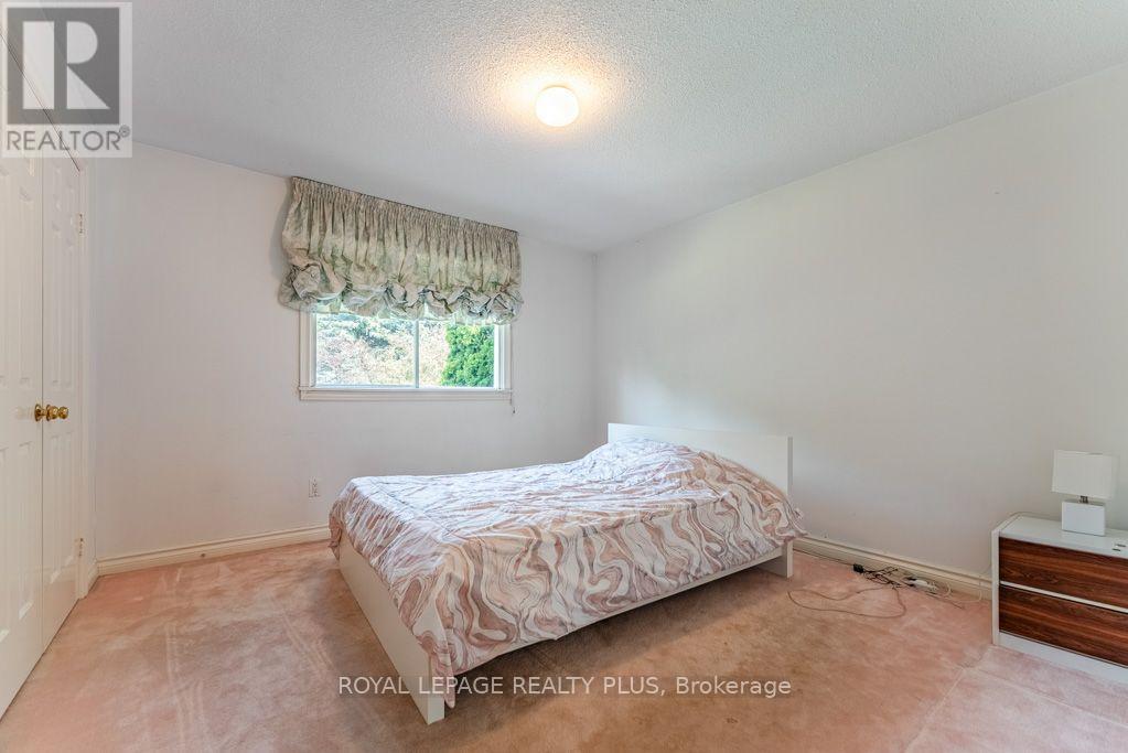 6 Lillington Street, Brampton, Ontario  L6S 4B9 - Photo 36 - W13672330