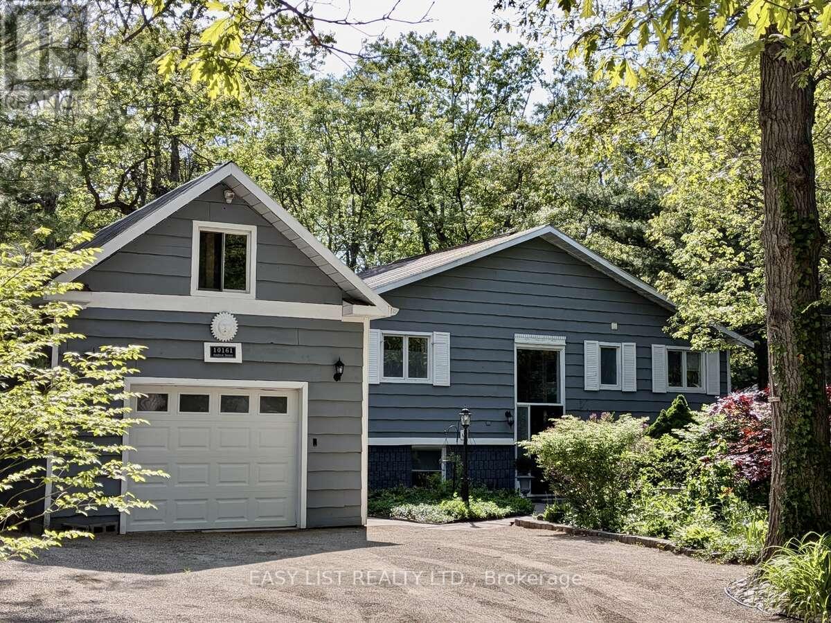 10161 Andrea Street, Lambton Shores, Ontario  N0M 2L0 - Photo 3 - X13677998