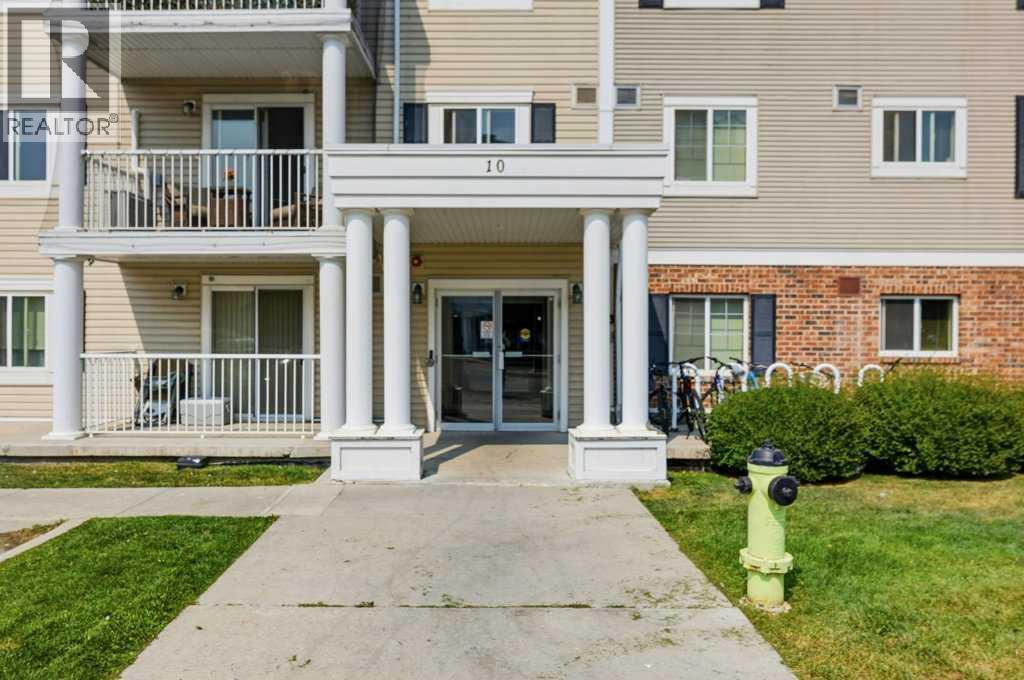 3301, 10 Country Village Park Ne, Calgary, Alberta  T3K 0W5 - Photo 3 - A2336226