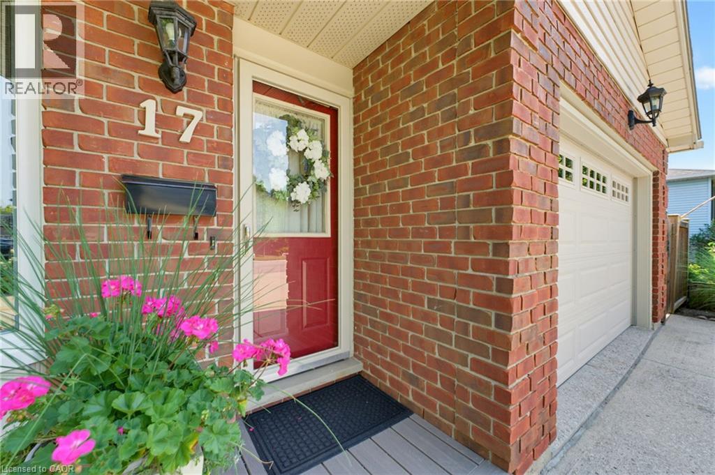 17 Buchanan Drive, Caledonia, Ontario  N3W 1H1 - Photo 6 - 40855631