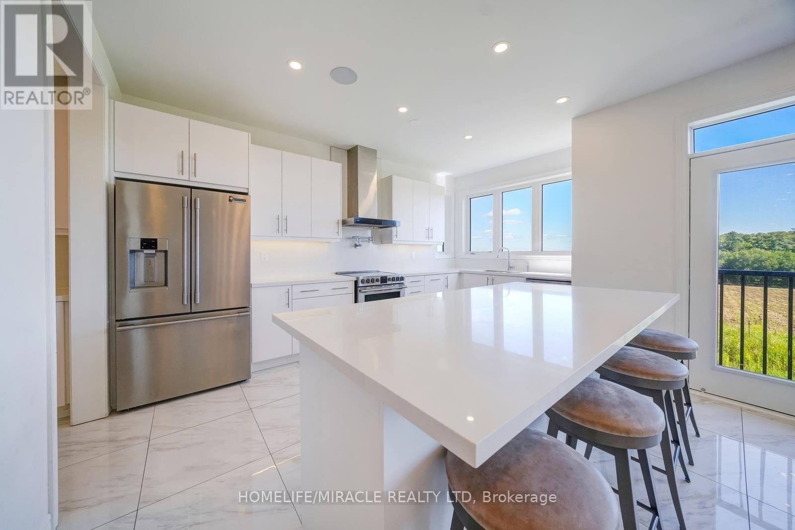 194 Boundary Boulevard, Whitchurch-Stouffville, Ontario  L4A 4W3 - Photo 16 - N13646012