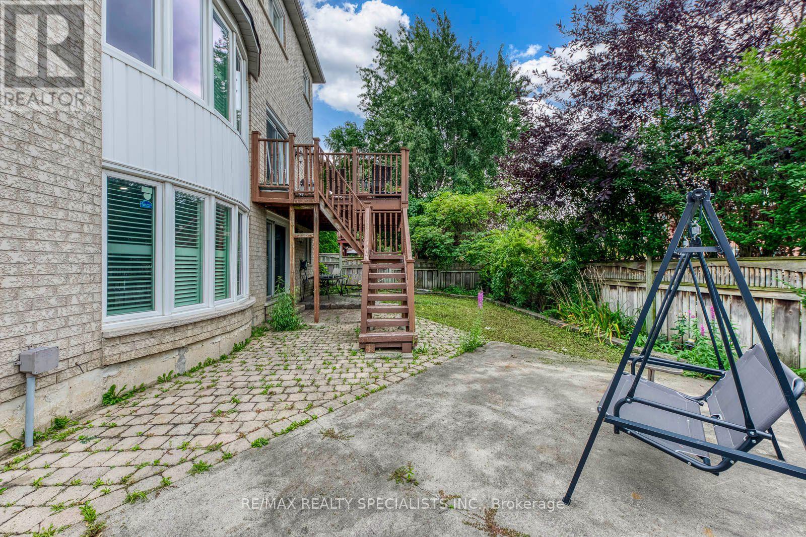 5486 Landsborough Avenue, Mississauga, Ontario  L5R 3X1 - Photo 33 - W13677572