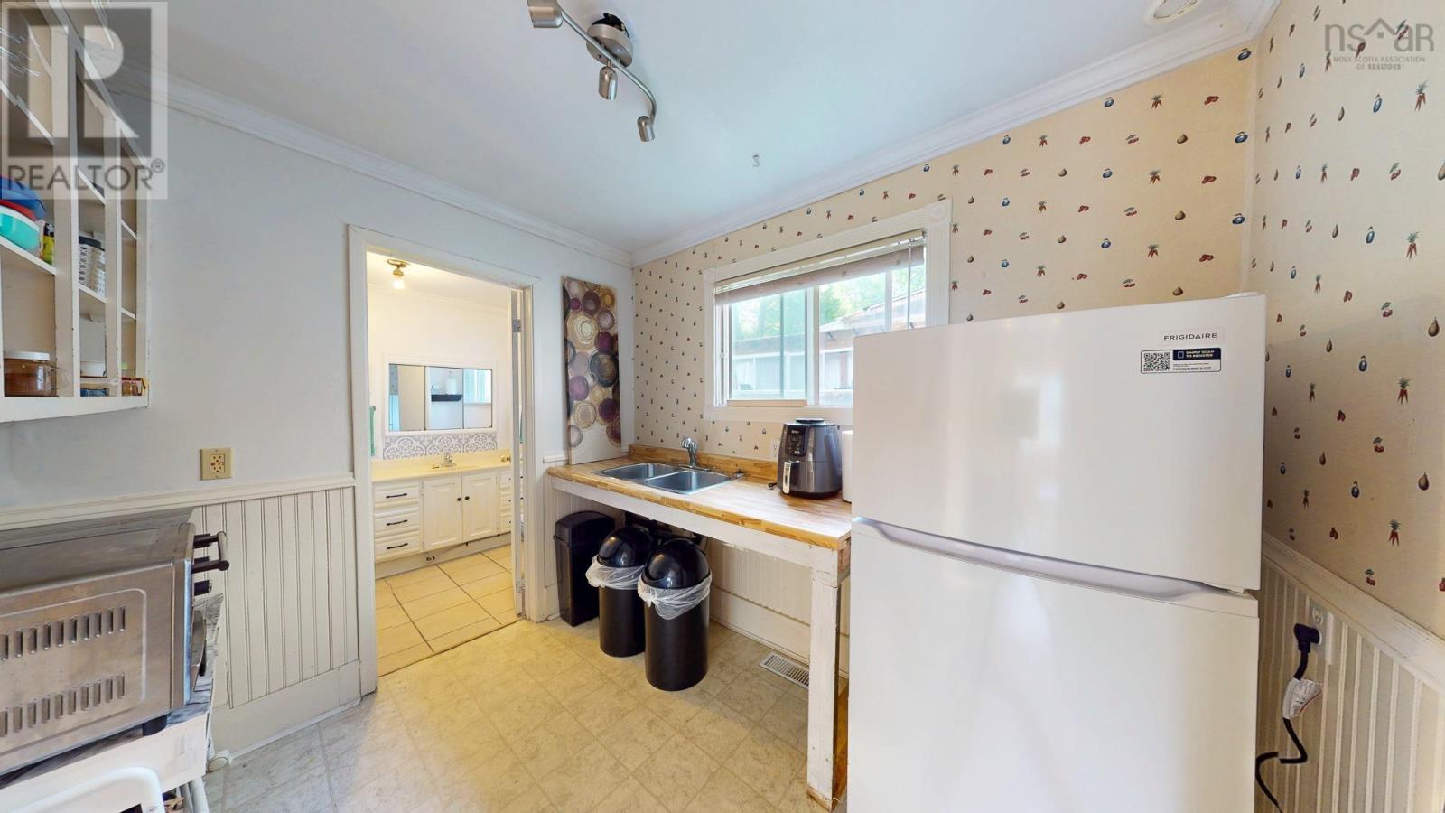 213 Victoria Street, Windsor, Nova Scotia  B0N 2T0 - Photo 11 - 202620675