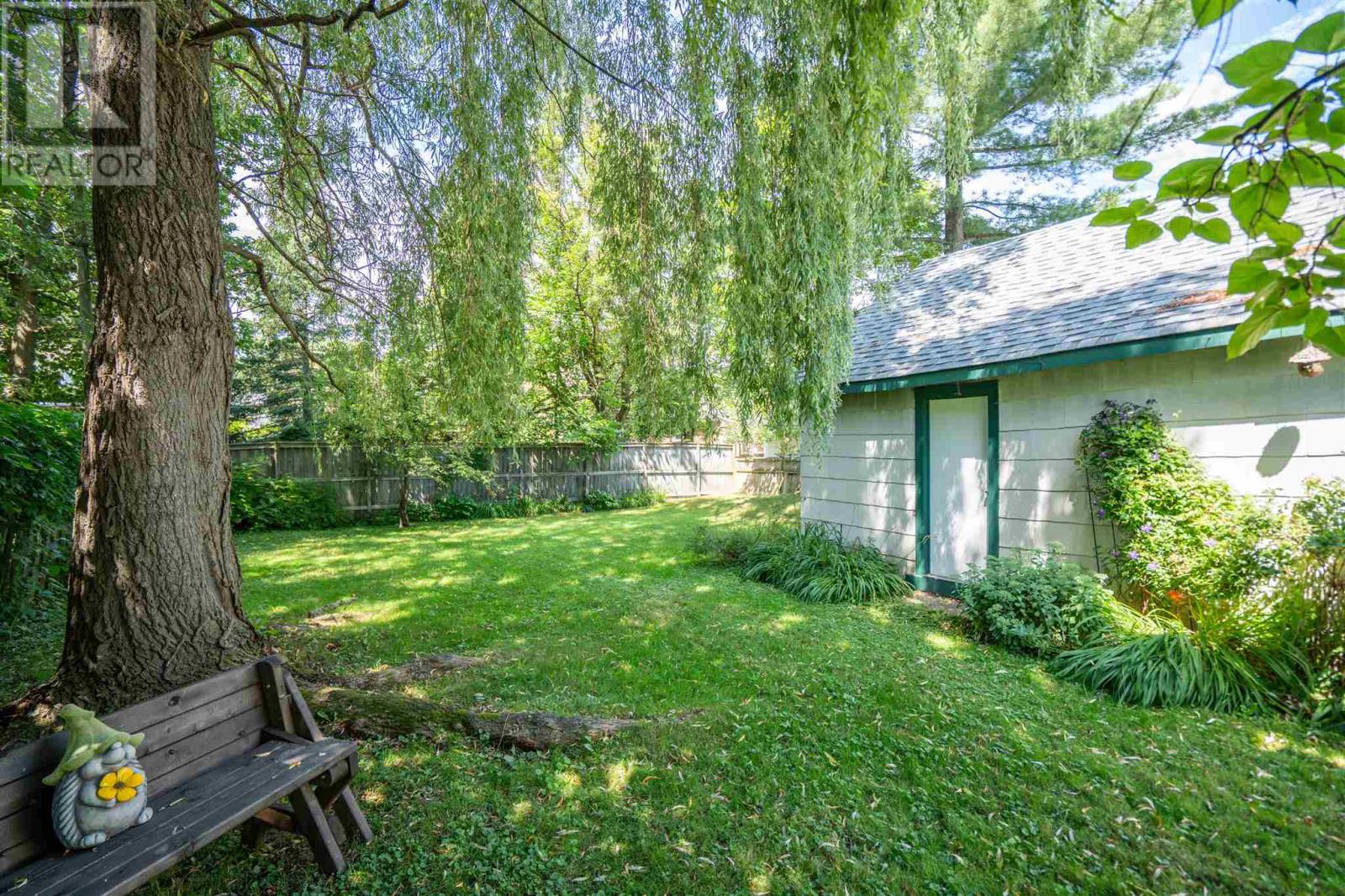 155 Pine St, Sault Ste. Marie, Ontario  P6A 3Y7 - Photo 9 - SM262108