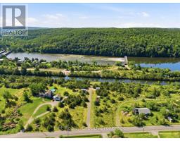 937 ROSEBUSH ROAD, Quinte West, Ontario