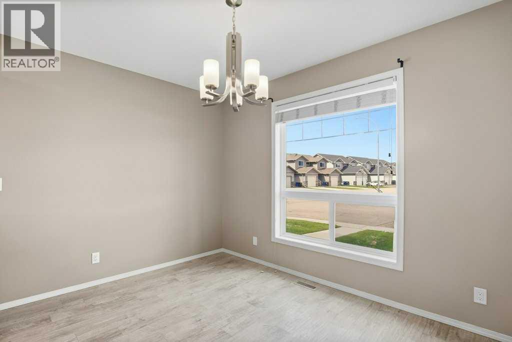 5 Crimson Court, Blackfalds, Alberta  T4M 0A5 - Photo 9 - A2326657