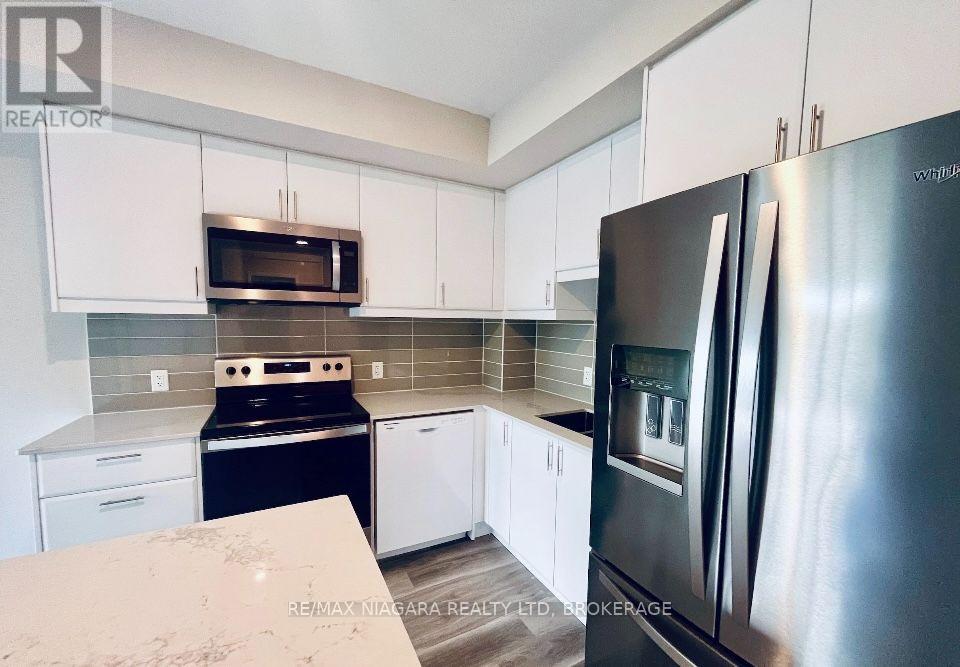 334 - 50 Herrick Avenue, St. Catharines, Ontario  L2P 0G3 - Photo 2 - X13678116