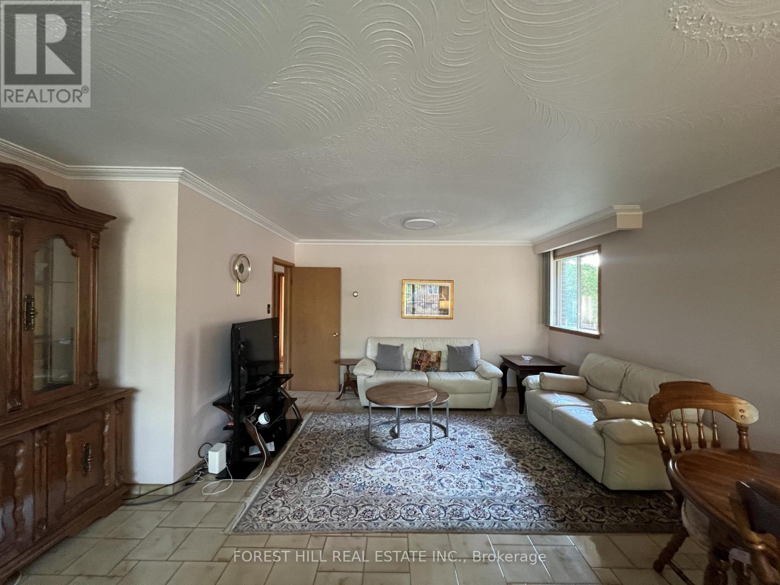 Main - 444 Longmore Street, Toronto, Ontario  M2N 5C3 - Photo 4 - C13678012